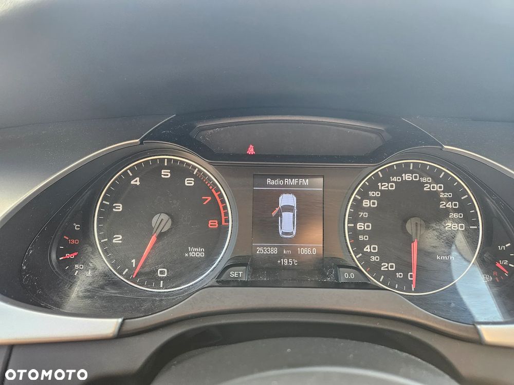 Audi A4 Avant 2.0 TFSI - 10