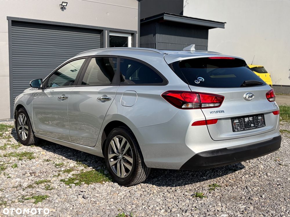 Hyundai i30 1.4 T-GDI Classic + - 7