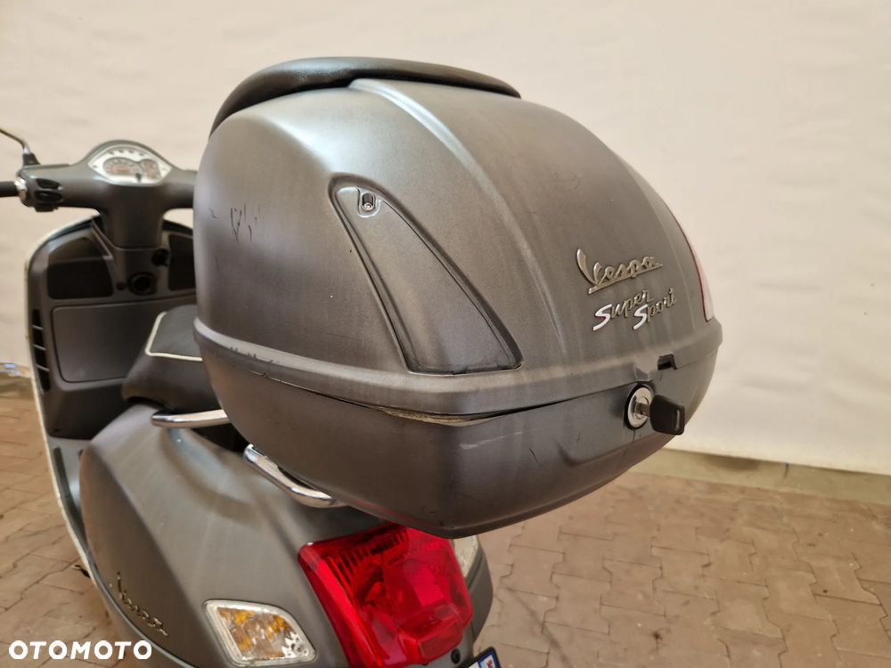 Piaggio Vespa - 17