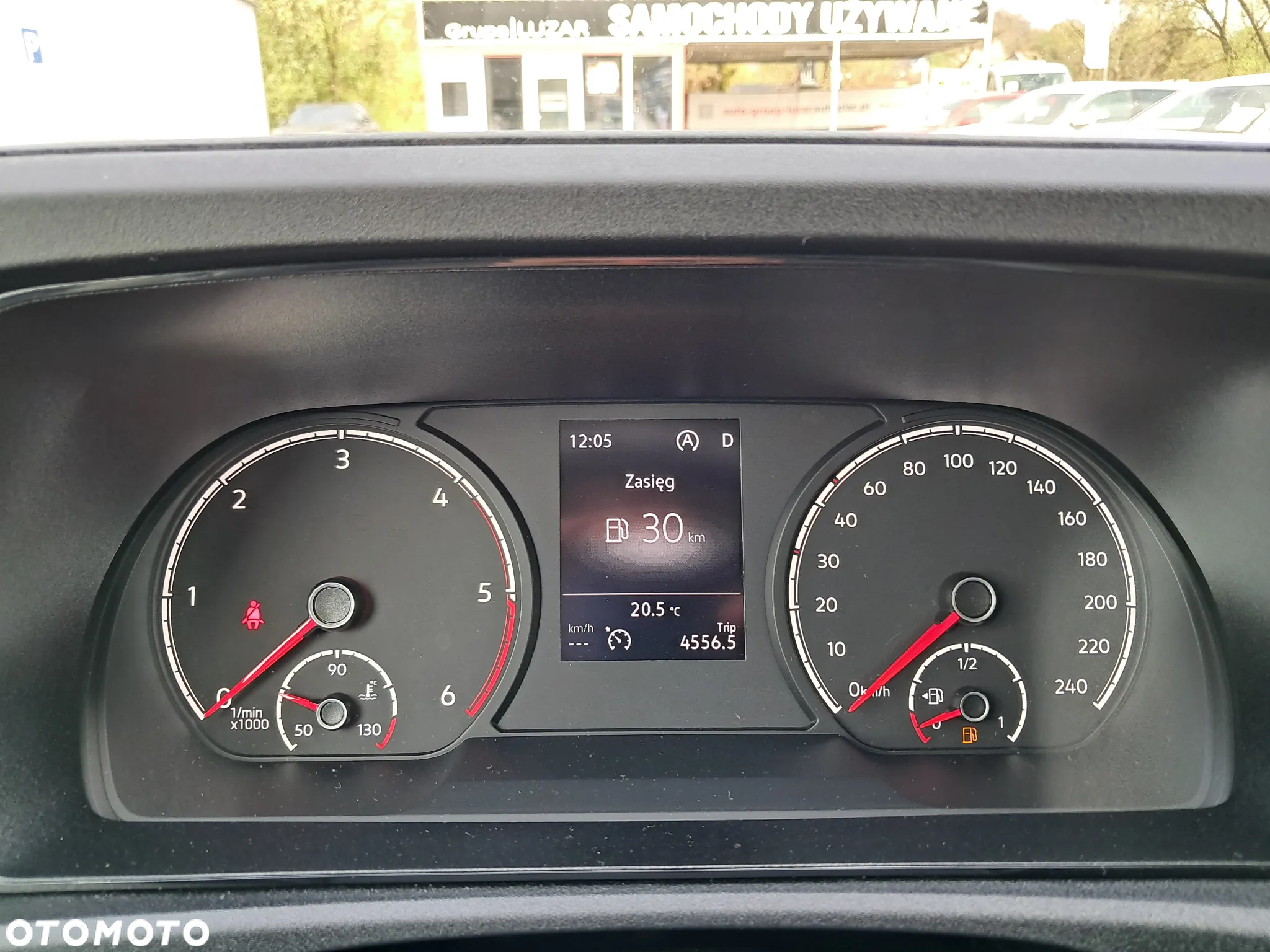 Volkswagen Caddy Maxi 2.0 TDI Life DSG - 24