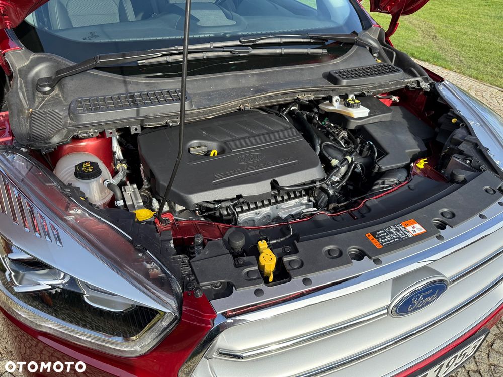 Ford Kuga 1.5 EcoBoost 2x4 Titanium - 37