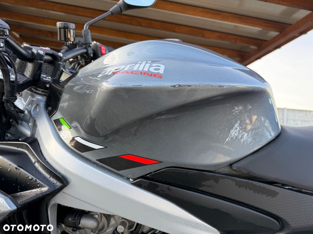 Aprilia Tuono - 13