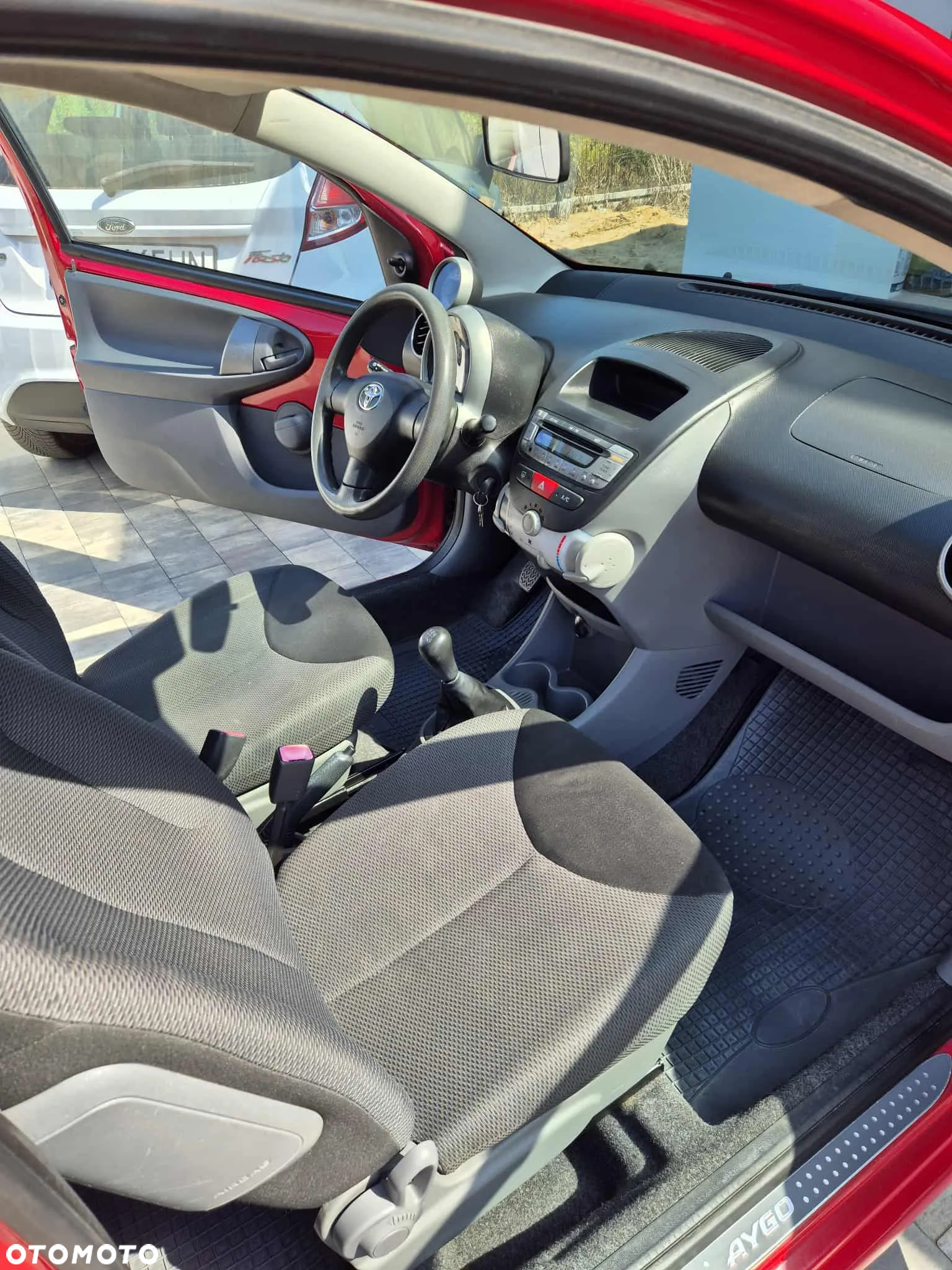 Toyota Aygo - 10