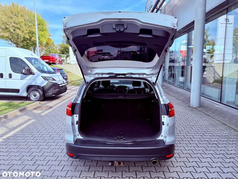 Ford Focus 1.5 EcoBoost STart-Stopp-System TITANIUM - 12
