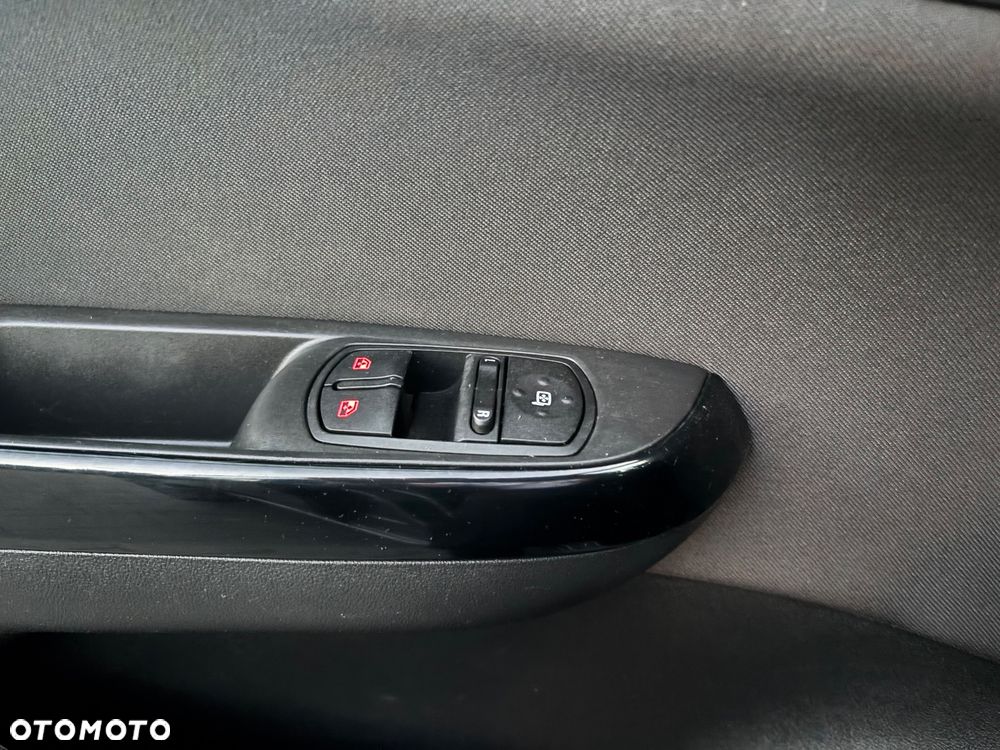 Opel Corsa 1.4 Active - 28