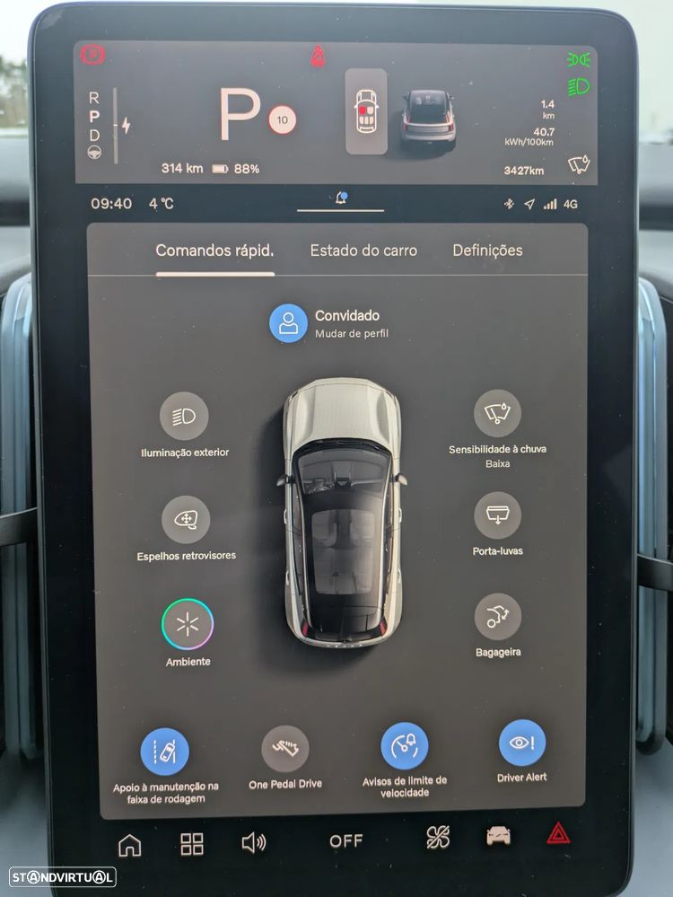 Volvo EX30 Single Motor Extended Range RWD Ultra - 23