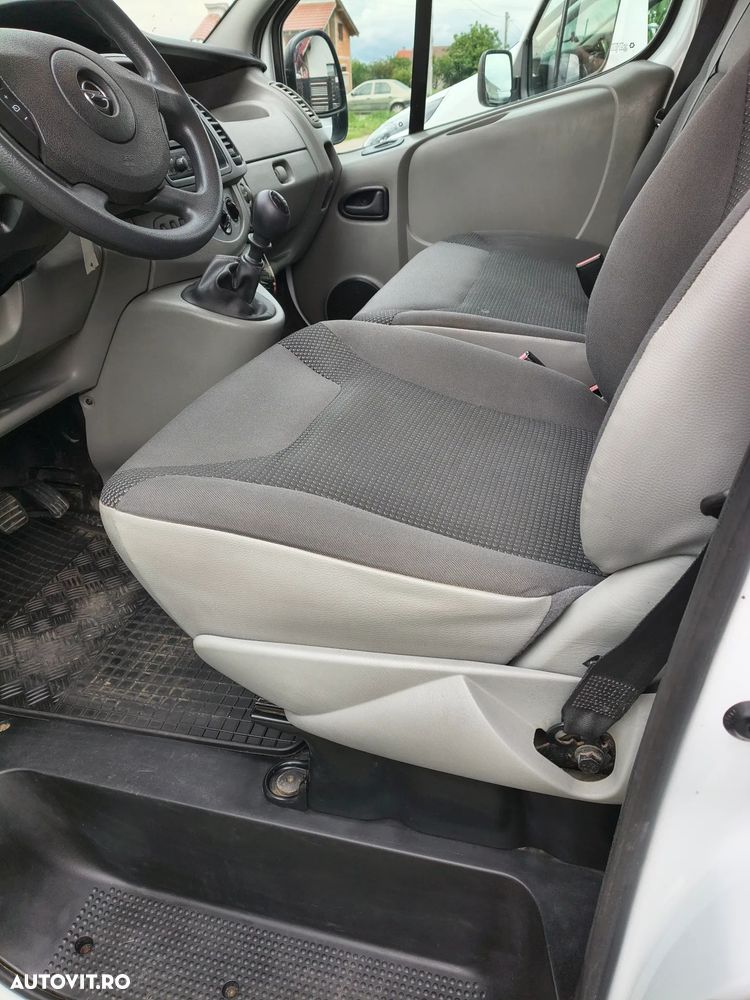 Opel Vivaro - 3