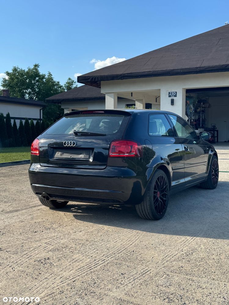 Audi A3 3-drzwiowe 2.0 TDI Ambiente - 4