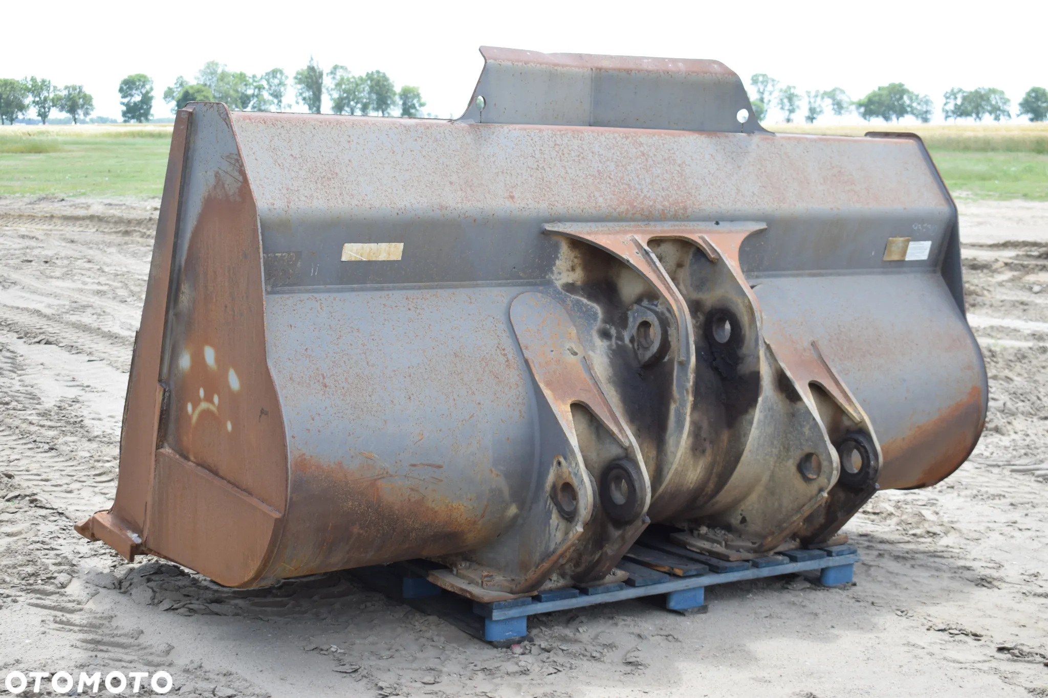 Łyżka ładowarkowa 4.4 m3 Volvo L180 3.2 m szer. - 7