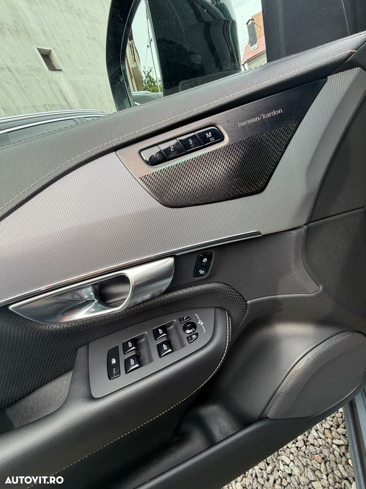 Volvo XC 90 - 10