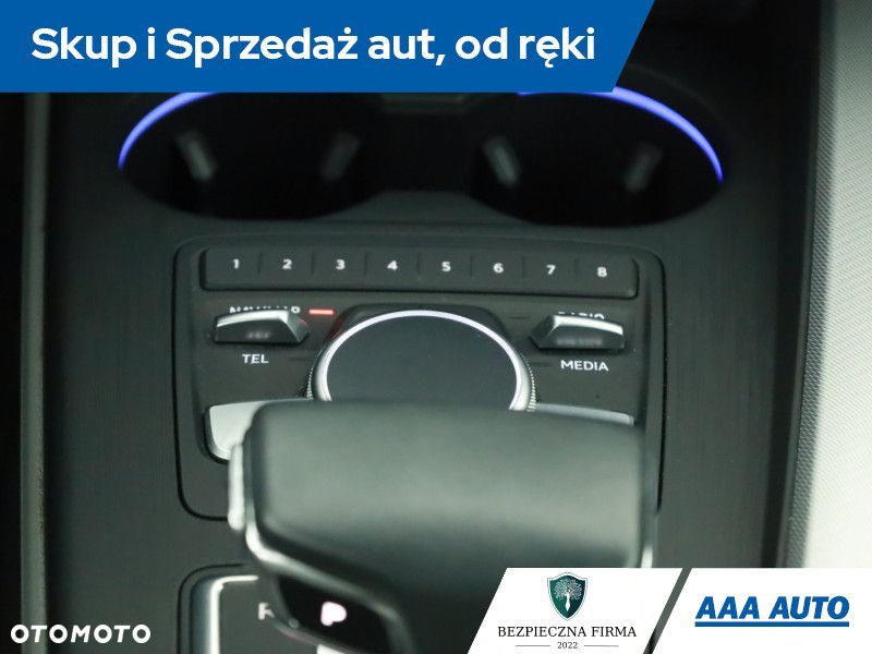 Audi A4 Limousine - 14