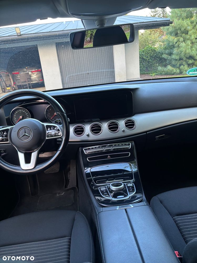 Mercedes-Benz Klasa E 220 d Avantgarde - 7