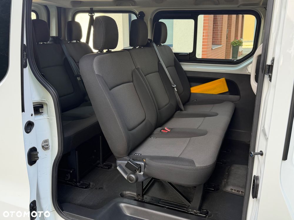 Nissan NV300 - 36