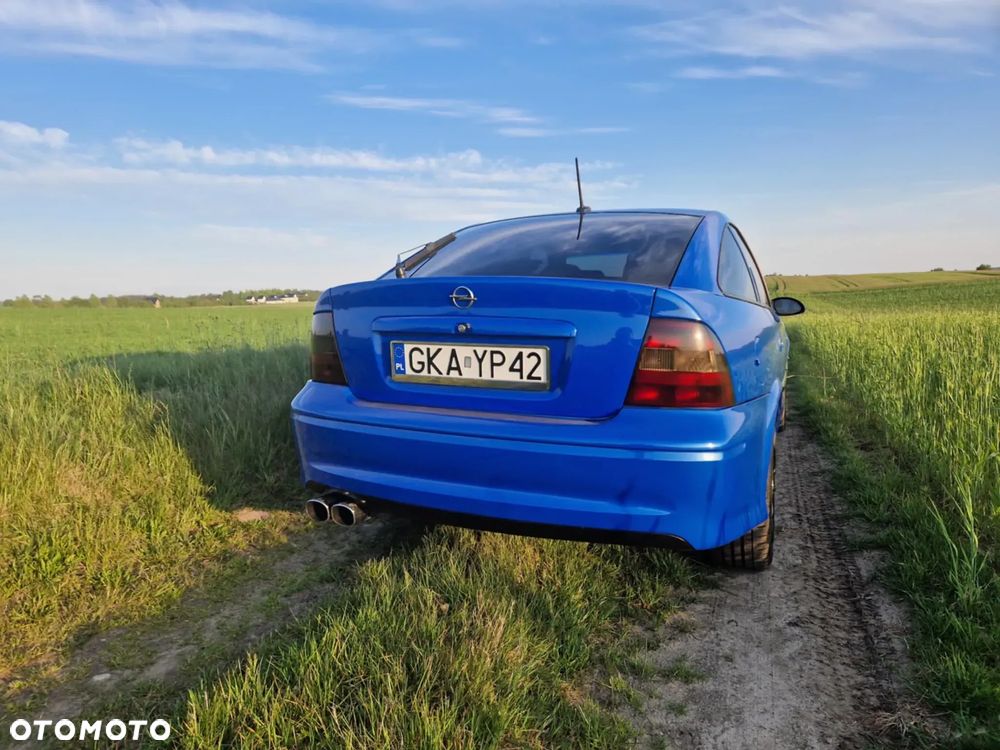 Opel Vectra - 8