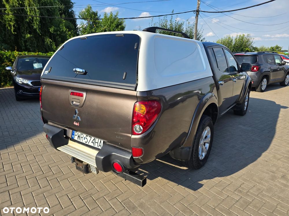 Mitsubishi L200 - 4
