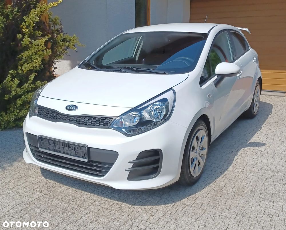 Kia Rio - 1