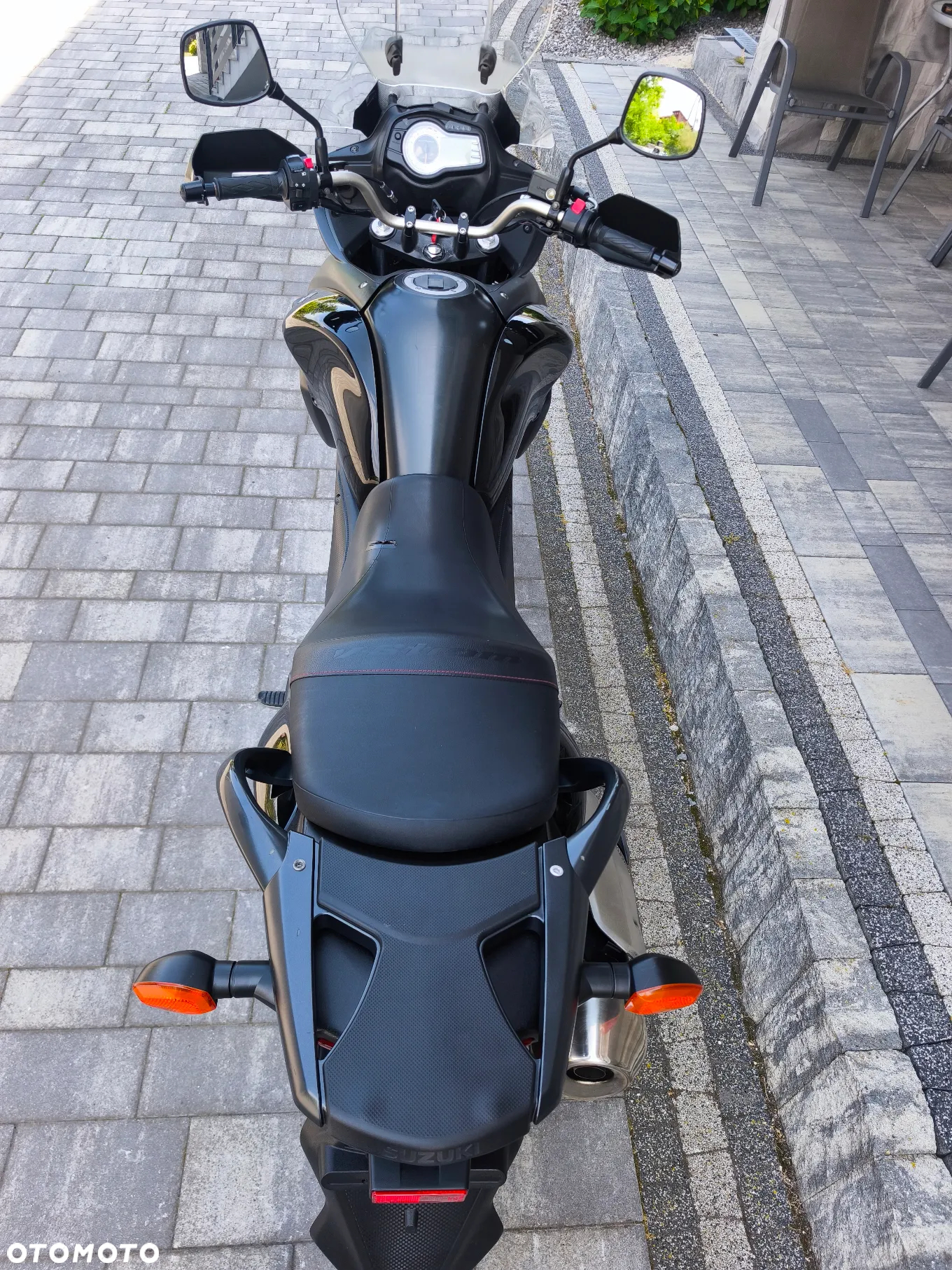 Suzuki DL - 27