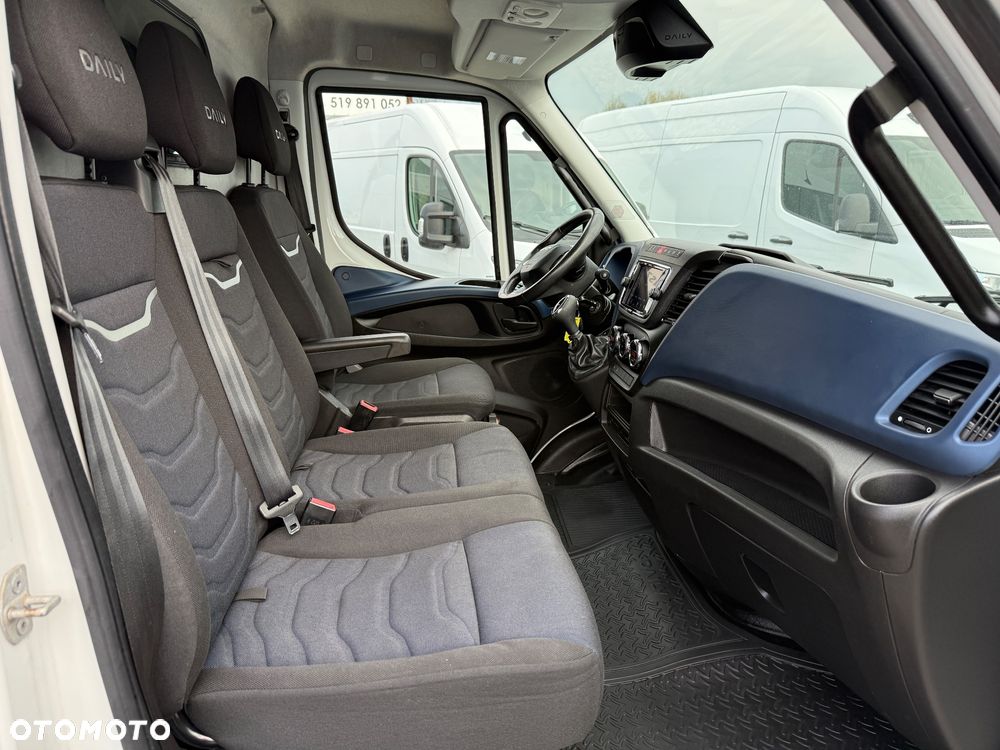 Iveco 2021/Daily 35-180VP/ 3.0 180KM/Poduszki/furgon Maxi/PDC/Radio DAB/Tempomat/hak 3,5T - 16