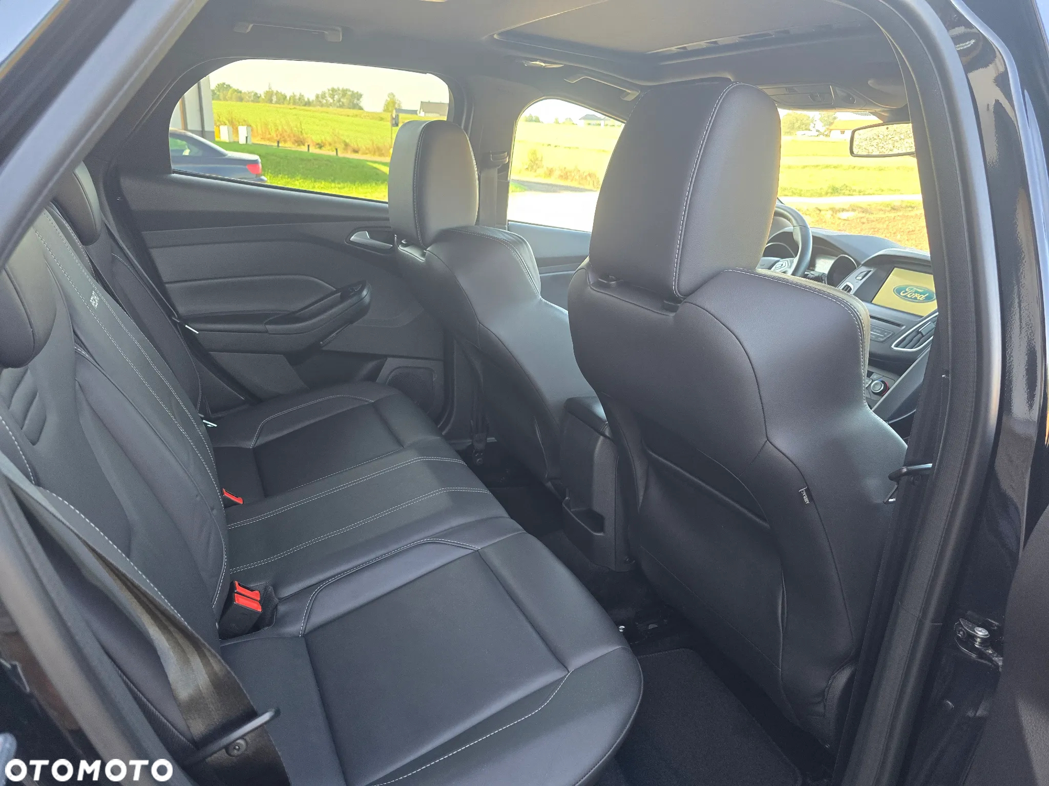 Ford Focus 2.0 EcoBoost ST mit Leder-Exclusiv-Paket - 14
