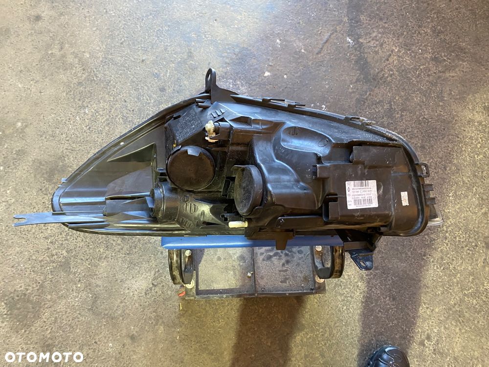 RENAULT CLIO 4 IV LAMPA PRZEDNIA PRAWA REFLEKTOR PRAWY PRZÓD EUROPA 260102796R Wwa - 11