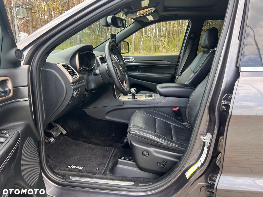 Jeep Grand Cherokee - 9