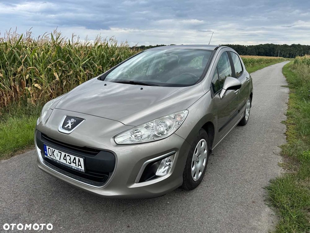 Peugeot 308 - 1