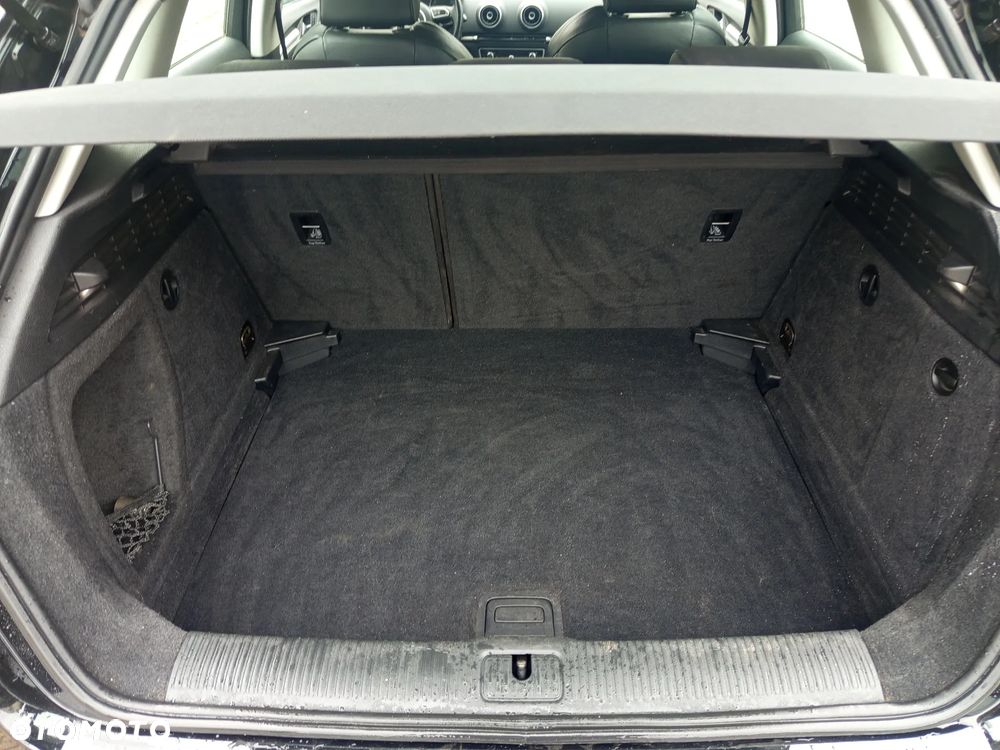 Audi A3 Sportback - 8