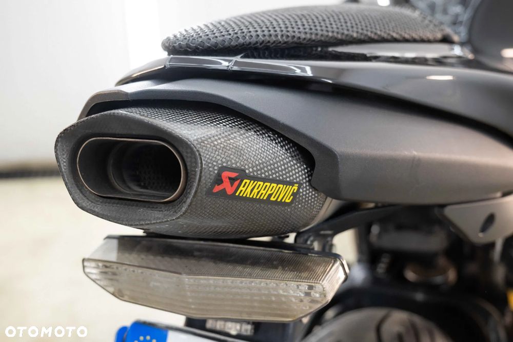 Kawasaki ZX - 17