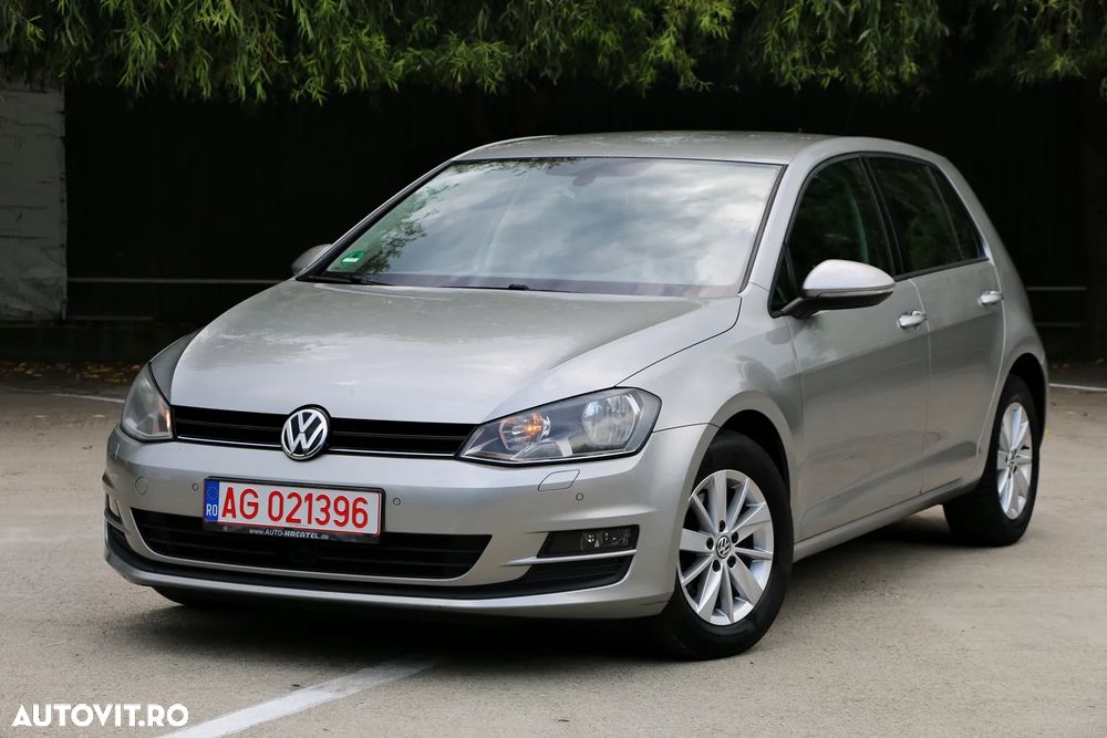 Volkswagen Golf - 9