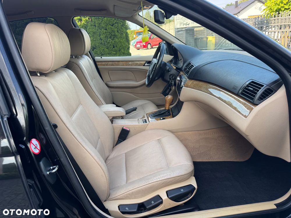 BMW Seria 3 318i Edition Exclusive - 29