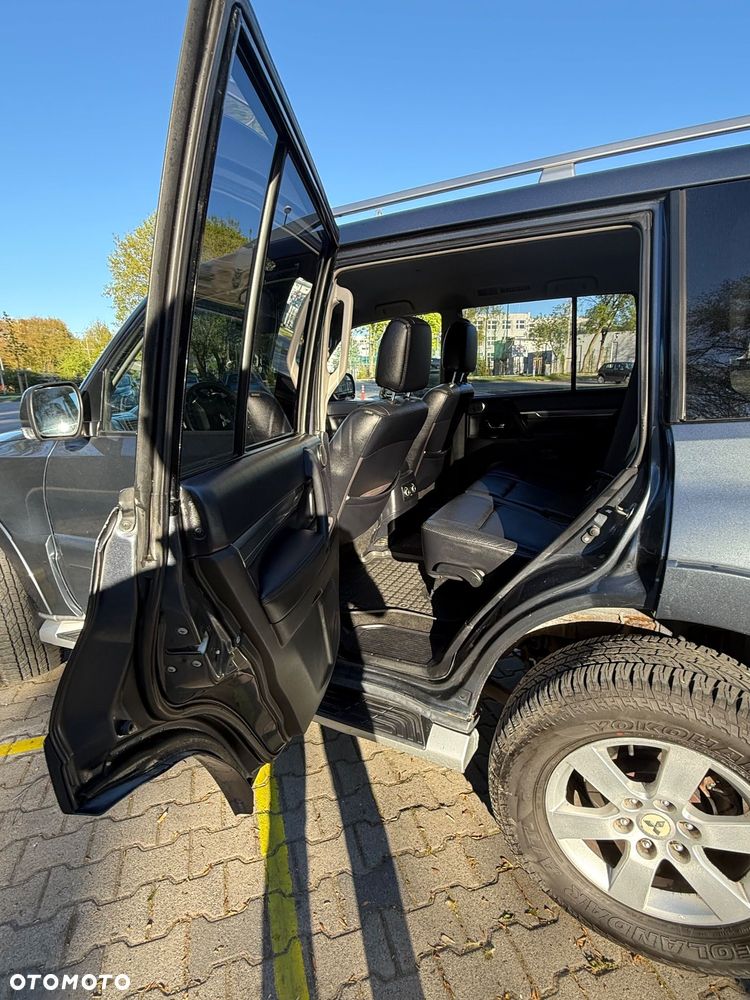 Mitsubishi Pajero 3.2 DID Intense - 10
