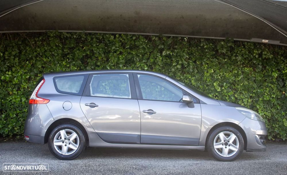 Renault Scénic 1.5 dCi Dynamique S - 4