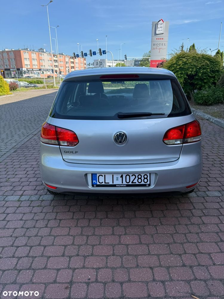 Volkswagen Golf - 11