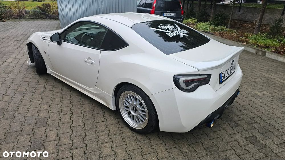 Toyota GT86 - 10