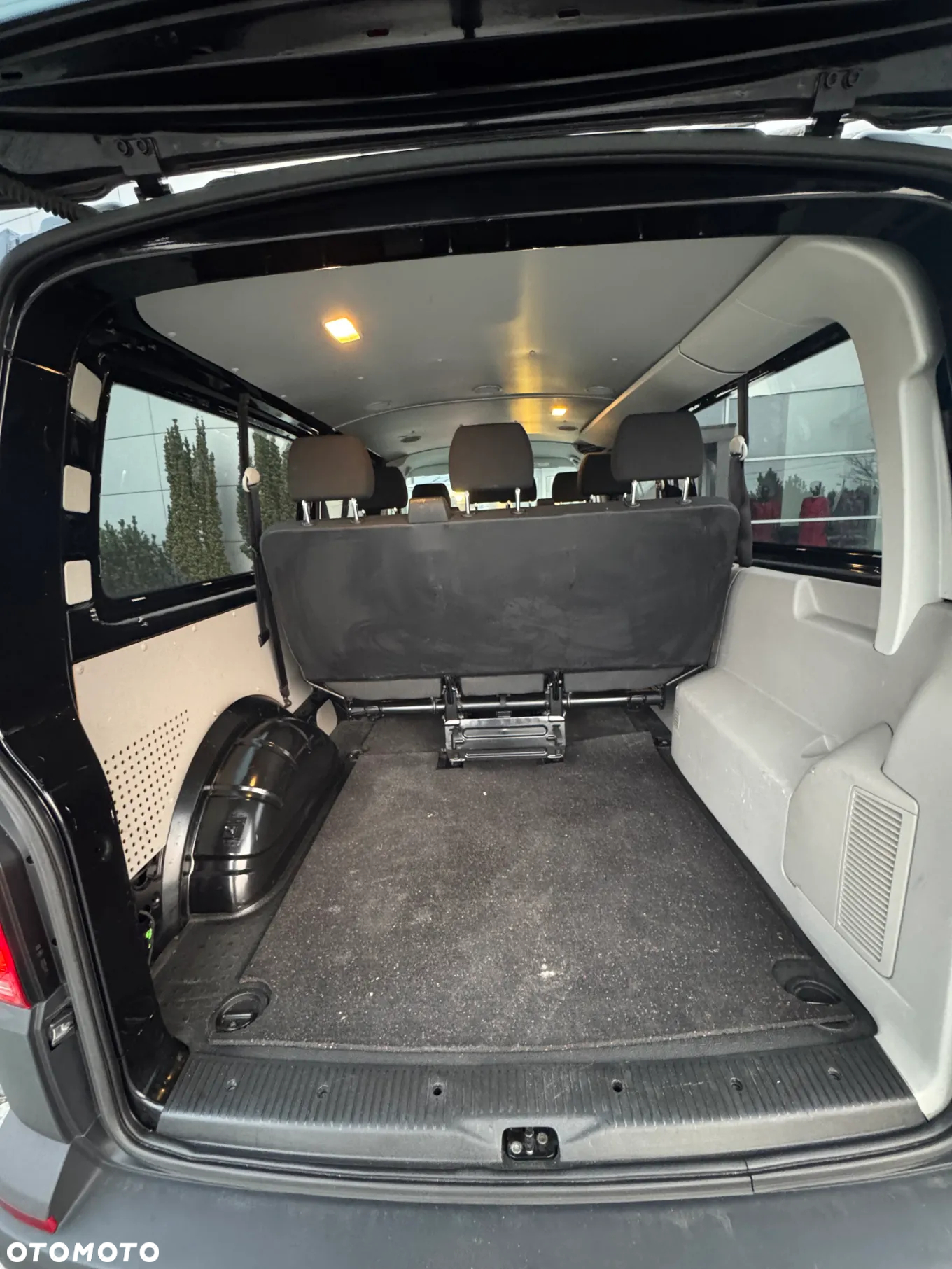 Volkswagen Transporter Caravelle T6.1 Lang Comfortline - 21