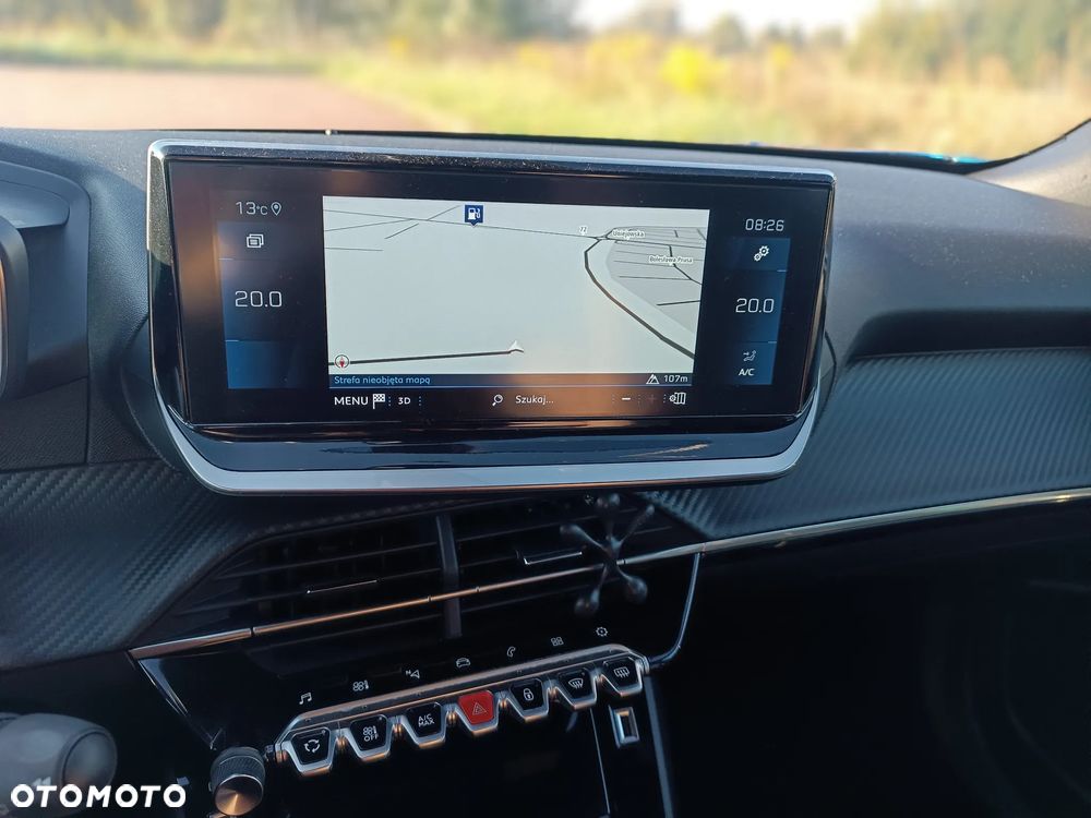 Peugeot 2008 - 8