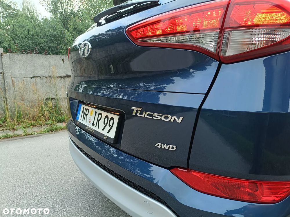 Hyundai Tucson 2.0 CRDI 4WD Premium - 27