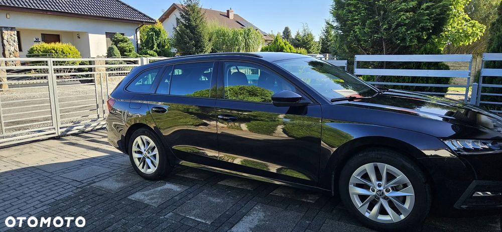 Skoda Octavia 1.5 TSI ACT Ambition - 4