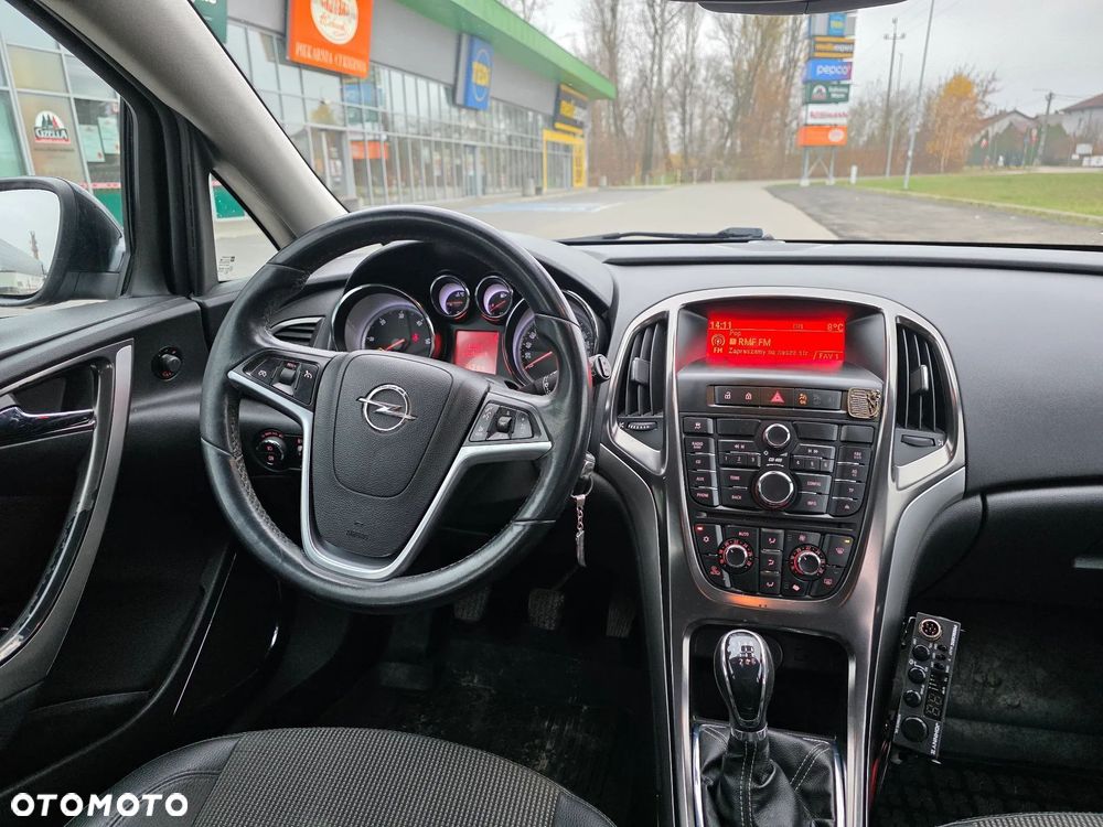 Opel Astra 1.7 CDTI DPF Cosmo - 8