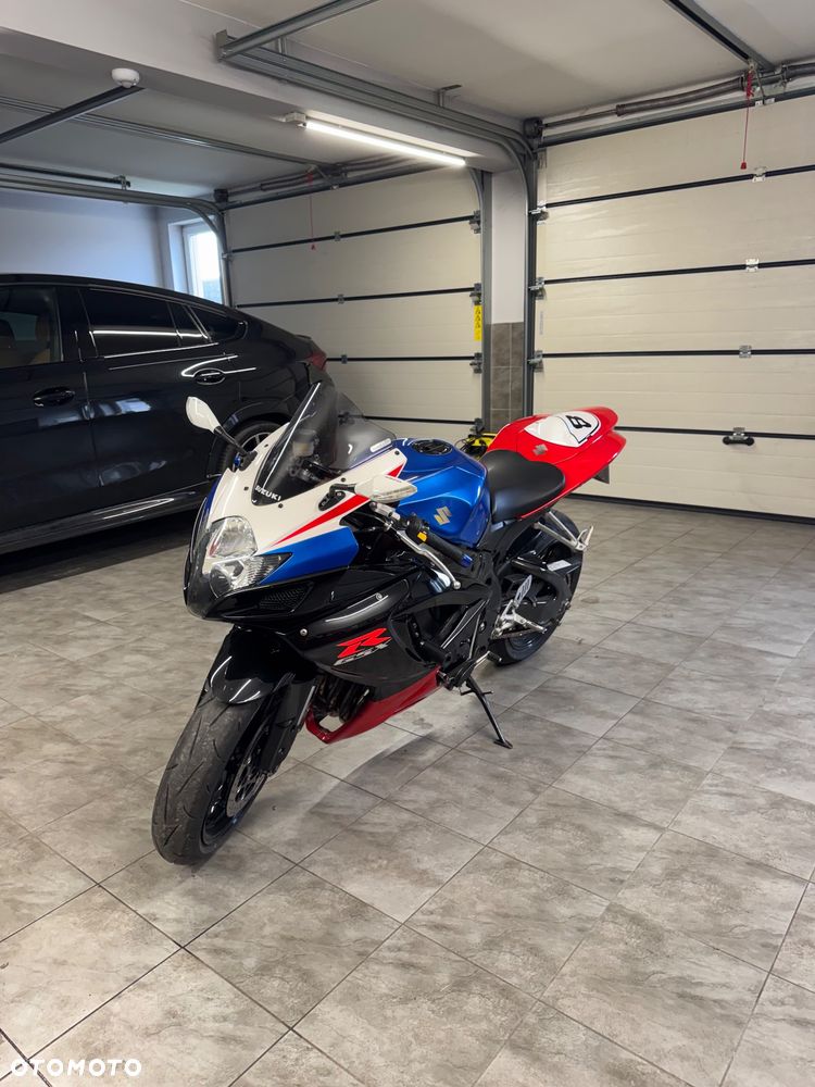 Suzuki GSX-R - 3