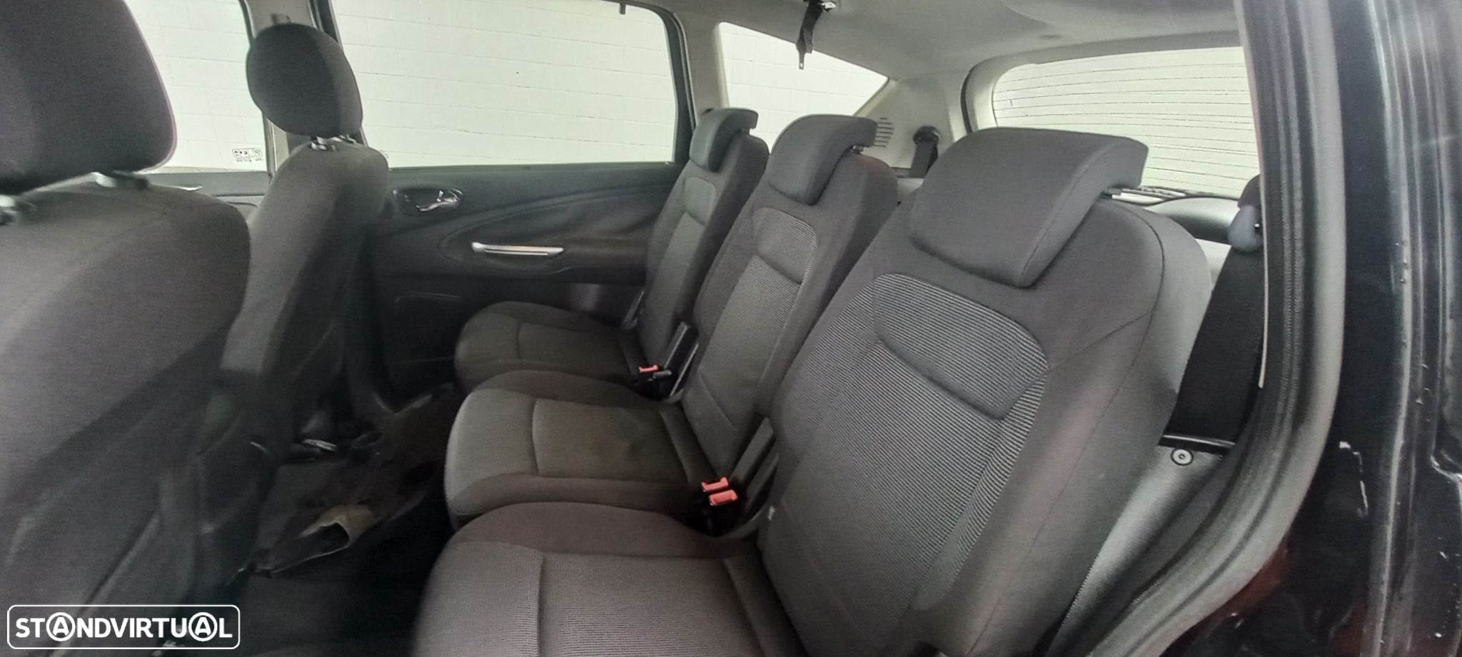 Ford S-Max 1.8 TDCi Trend 7L - 13