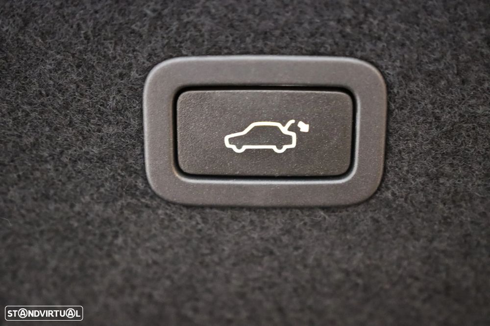 Jaguar XF 20d Aut. R-Sport - 27