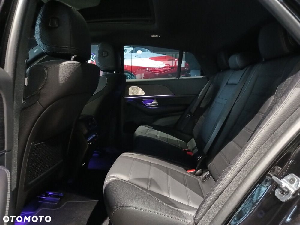 Mercedes-Benz GLE - 31