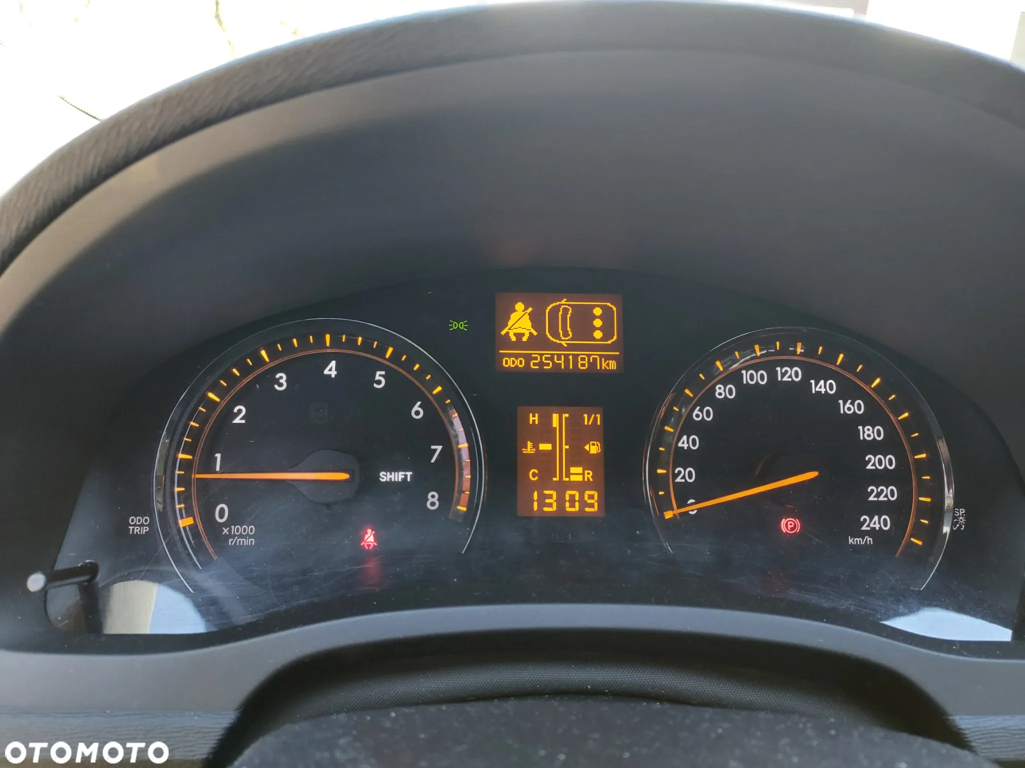 Toyota Avensis 2.0 Business Edition - 18