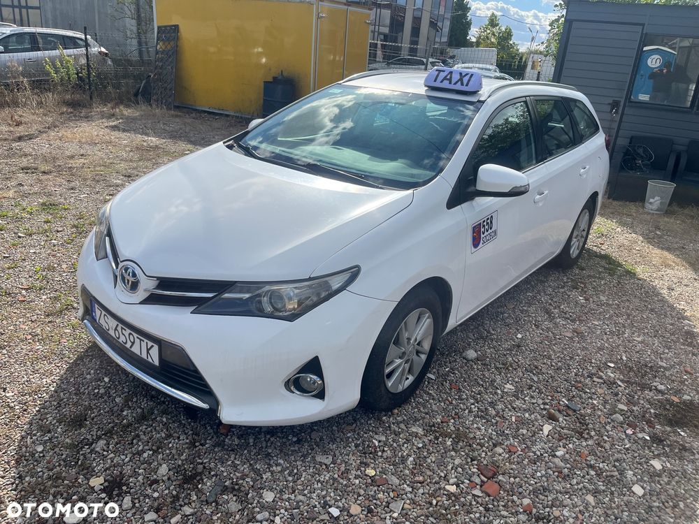 Toyota Auris - 1