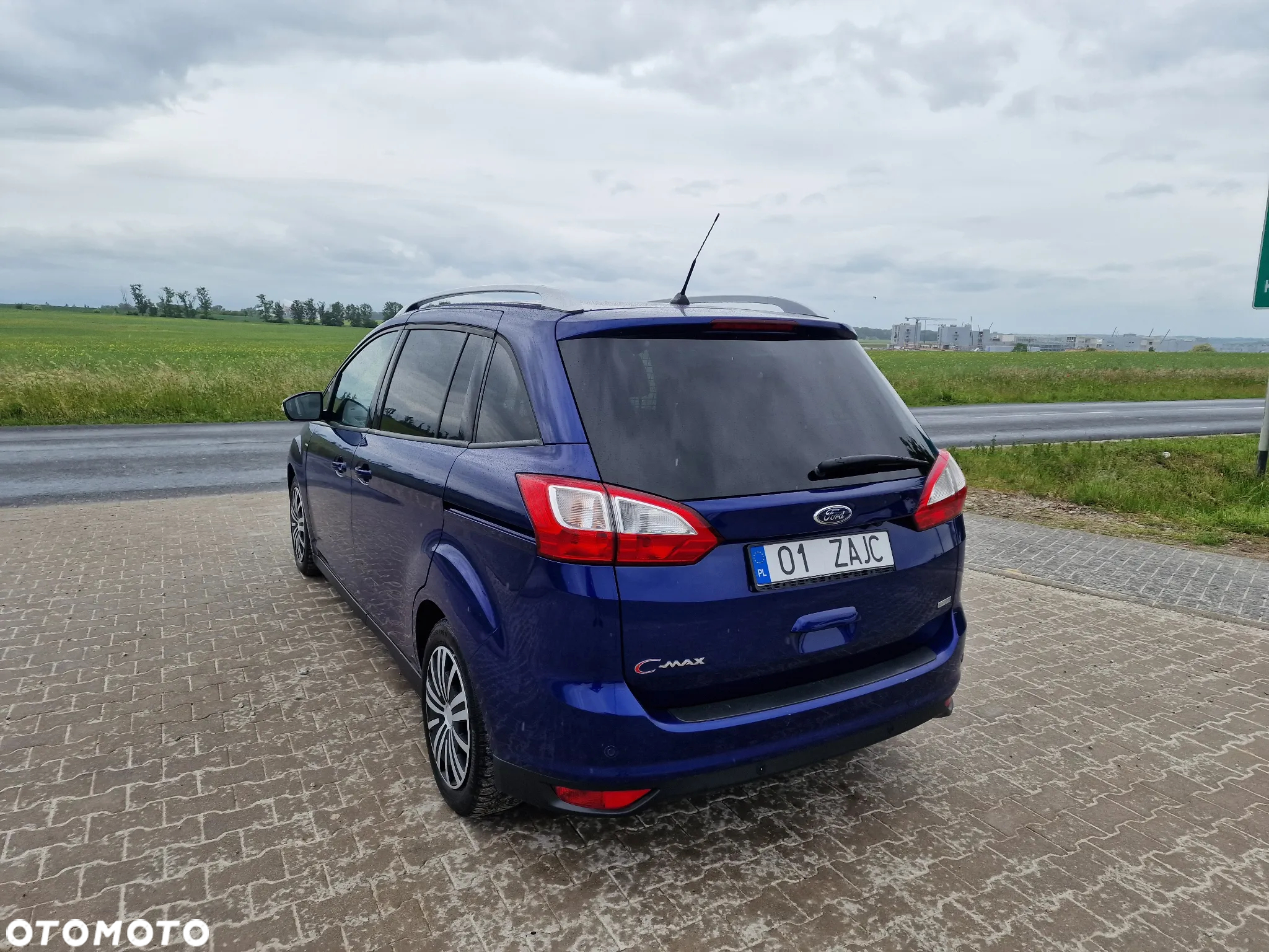 Ford Grand C-MAX 1.0 EcoBoost Start-Stopp-System Champions Edition - 12
