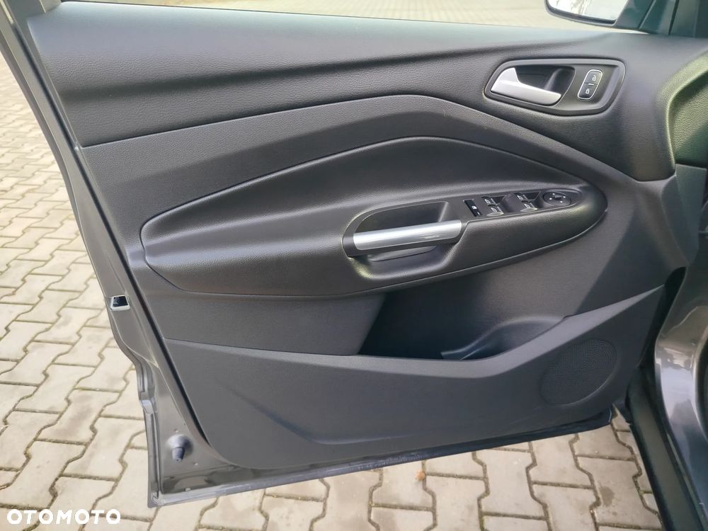 Ford Kuga 1.5 EcoBoost ACTIVE X - 24