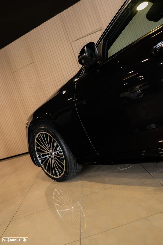 Mercedes-Benz C 300 e AMG Line - 19