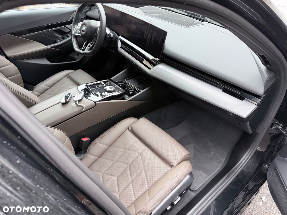 BMW Seria 5 520d - 21