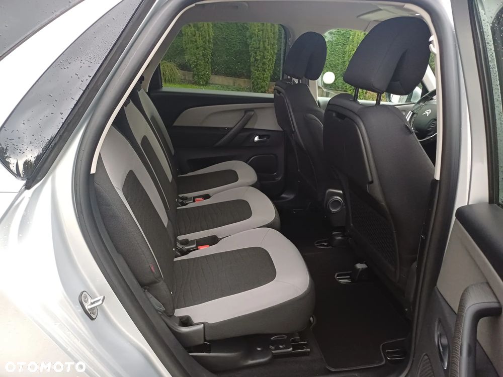 Citroën C4 Picasso - 12